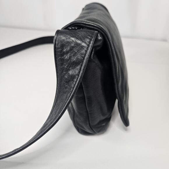 Julia Duren Vintage 90s Leather Black Shoulder Bag Purse NWOT Classic Fold Over - Picture 2 of 14